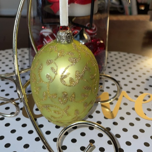 Santa’s Best Egg Ornament! - Picture 2 of 4